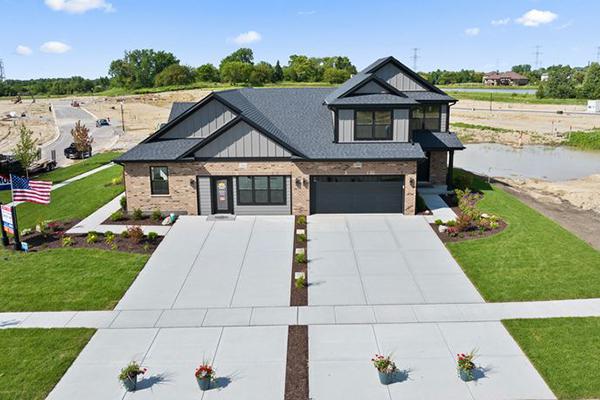 2601 Delavan Dr, New Lenox, IL